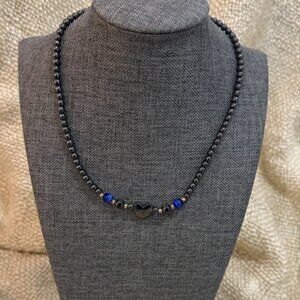 3/20 🥳 with BUNDAL Elegant Black and Blue Beaded Necklace 15”